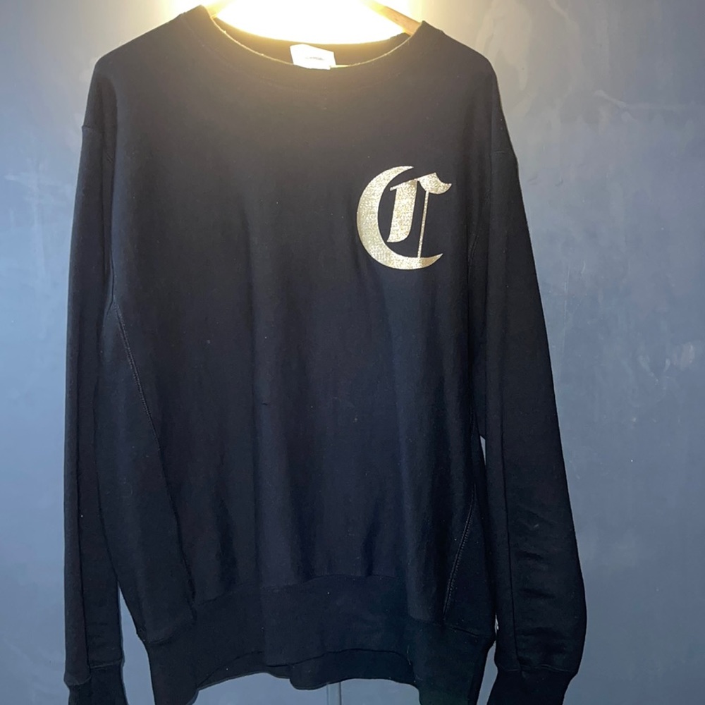 Champion embroidered sweater shirt